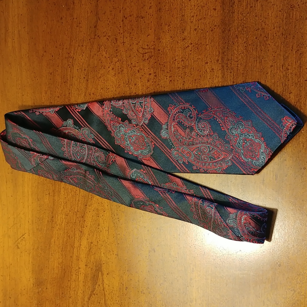 Vintage Guy LaRoche silk tie